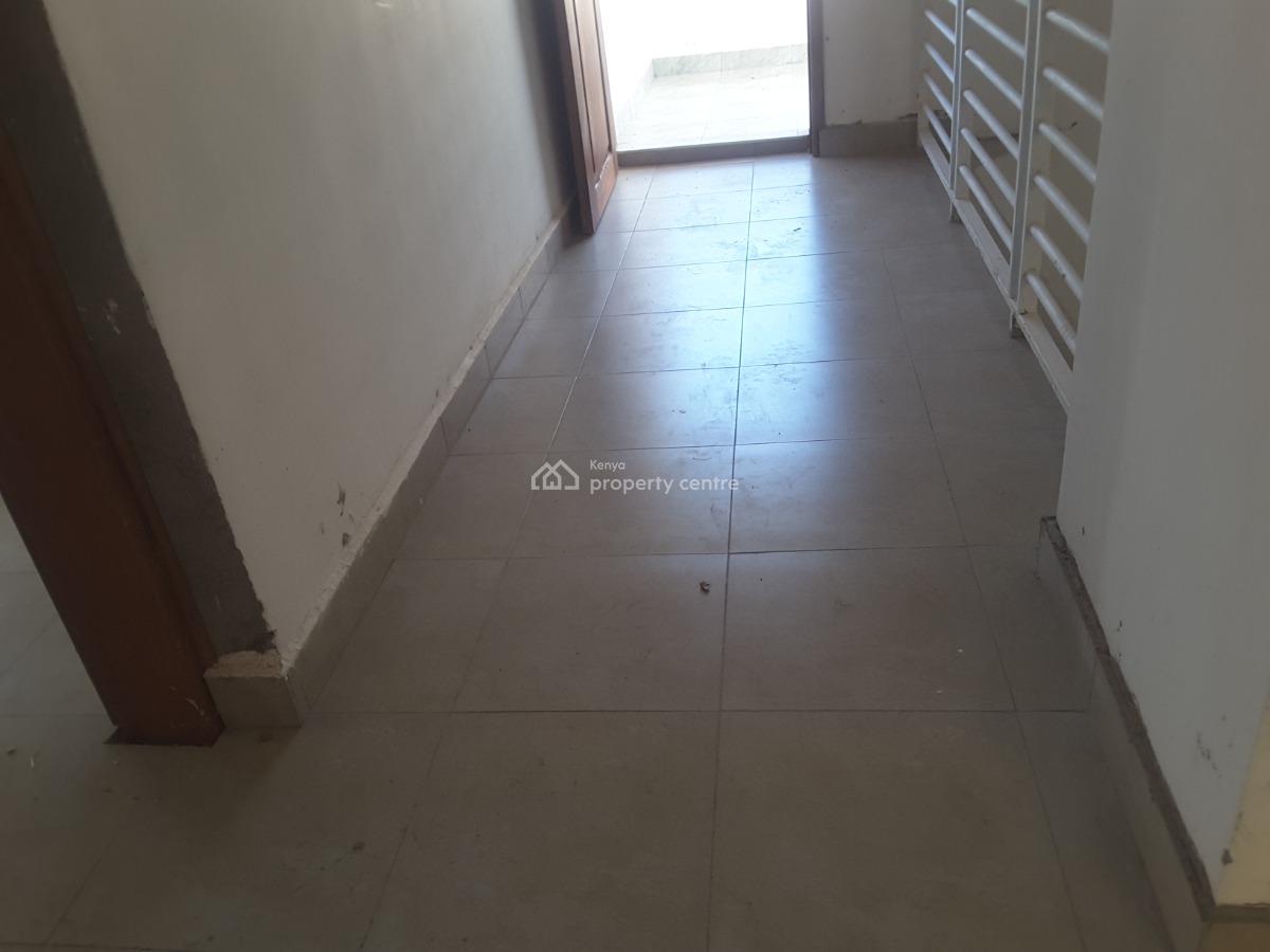 Lovely 4 Br House Plus Sqs in Excellent Location, Kandisi Rd, Rimpa, Ongata Rongai, Kajiado, Townhouse for Sale