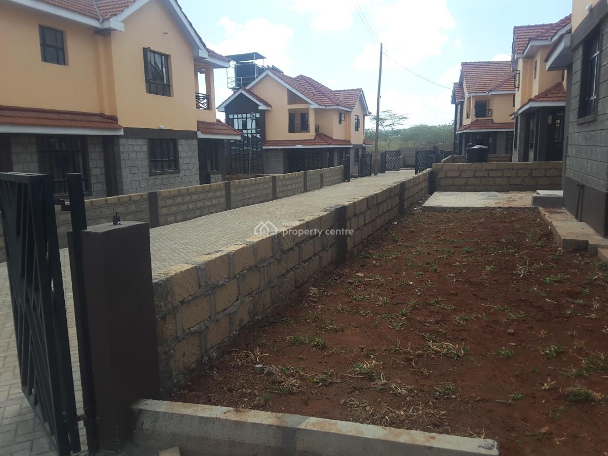 Spacious 4 Br Houses in Excellent Area, Rimpa, Ongata Rongai, Kajiado, Townhouse for Sale