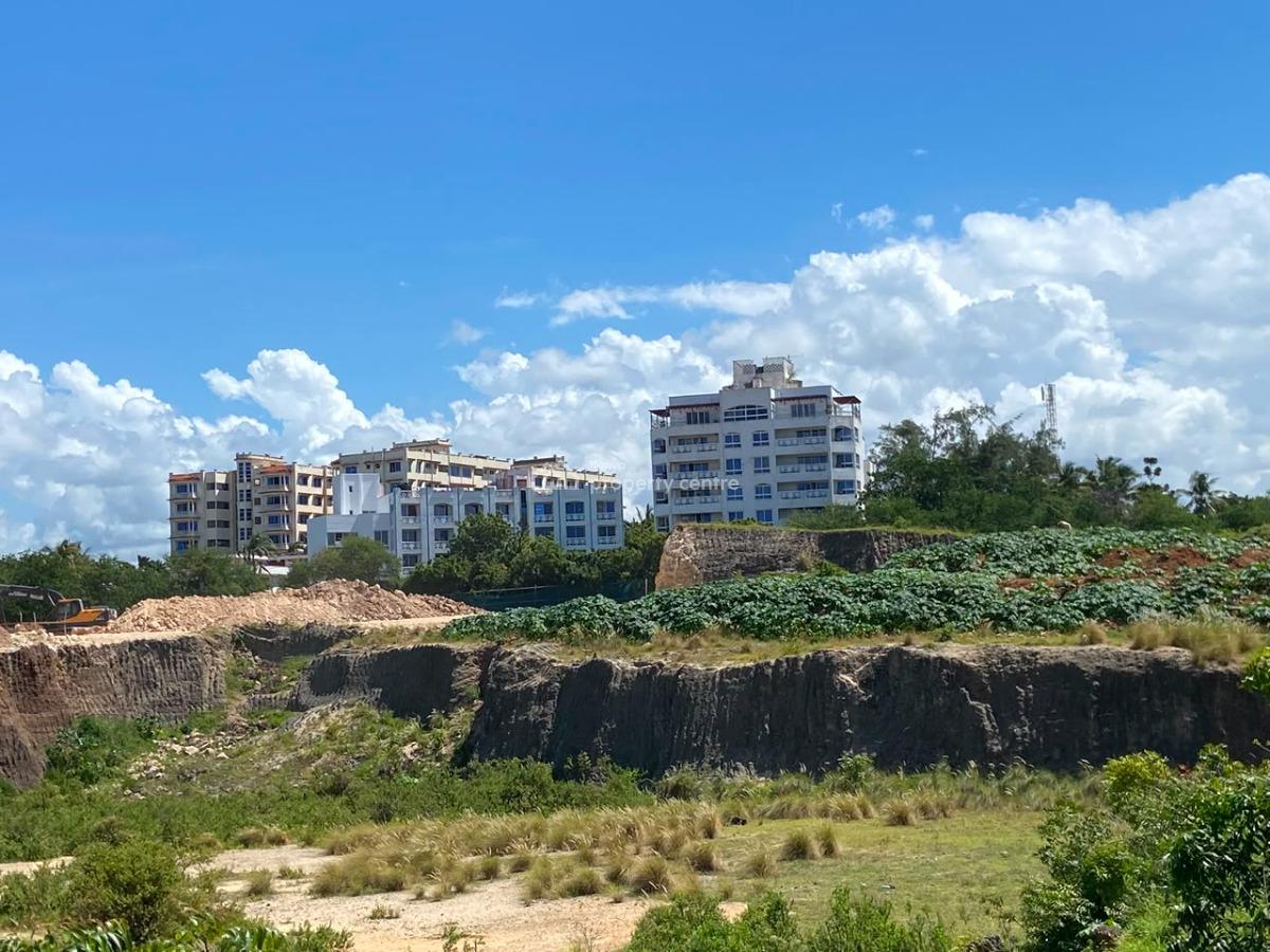 Prime Commercial 5 Acres Beach Front Land, Near Links Road, Nyali, Nyali, Mombasa, Commercial Land for Sale