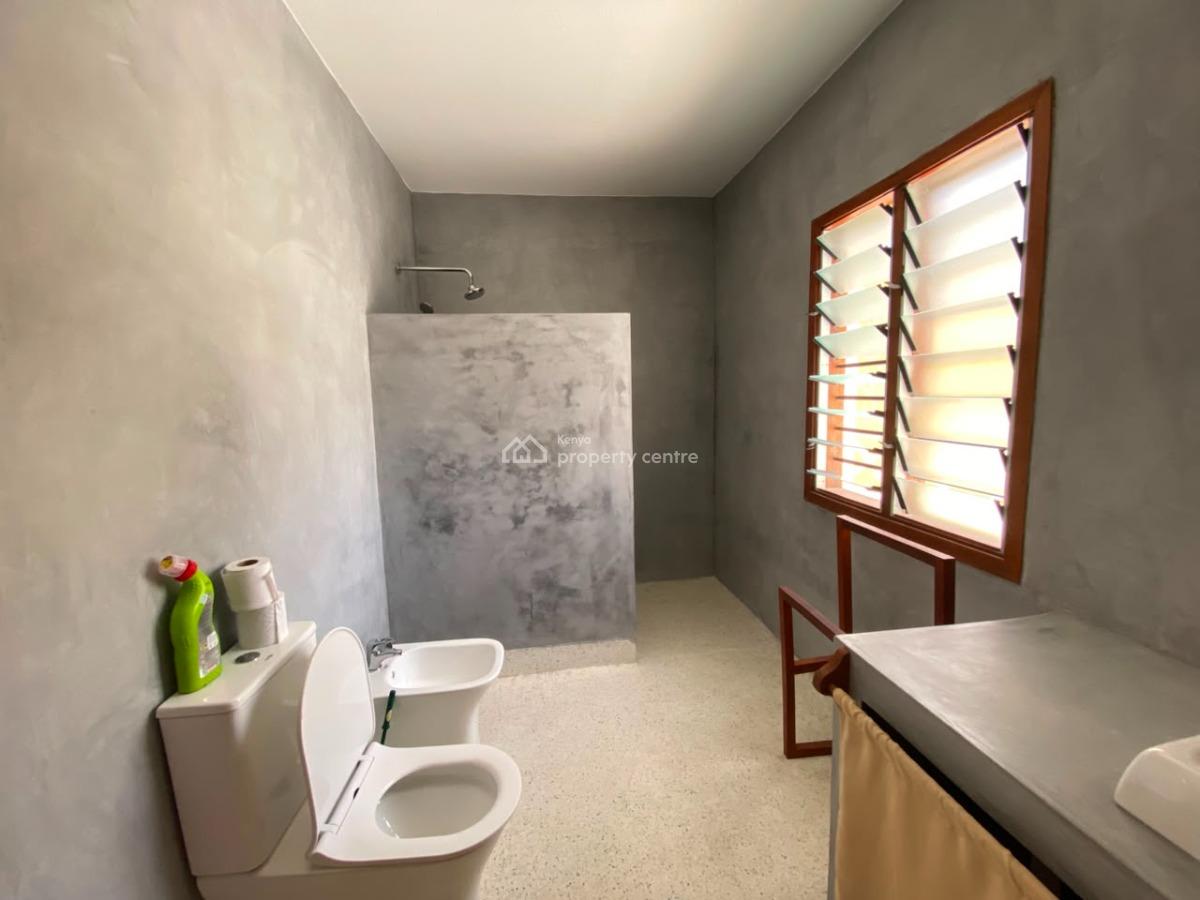 Luxury Villa Tastefully Furnished, Jacaranda, Watamu Beach, Watamu, Kilifi, Terraced Duplex for Sale