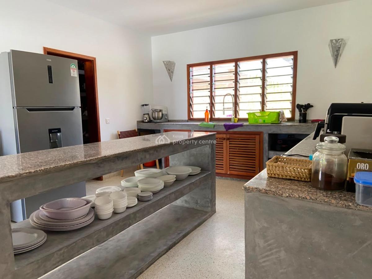 Luxury Villa Tastefully Furnished, Jacaranda, Watamu Beach, Watamu, Kilifi, Terraced Duplex for Sale
