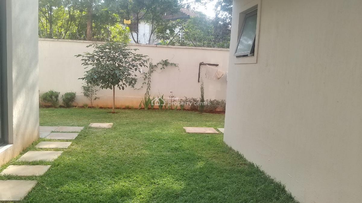 a Brand New 6 Bedroom Townhouse with Dsq, Lavington, Nairobi, Townhouse for Sale