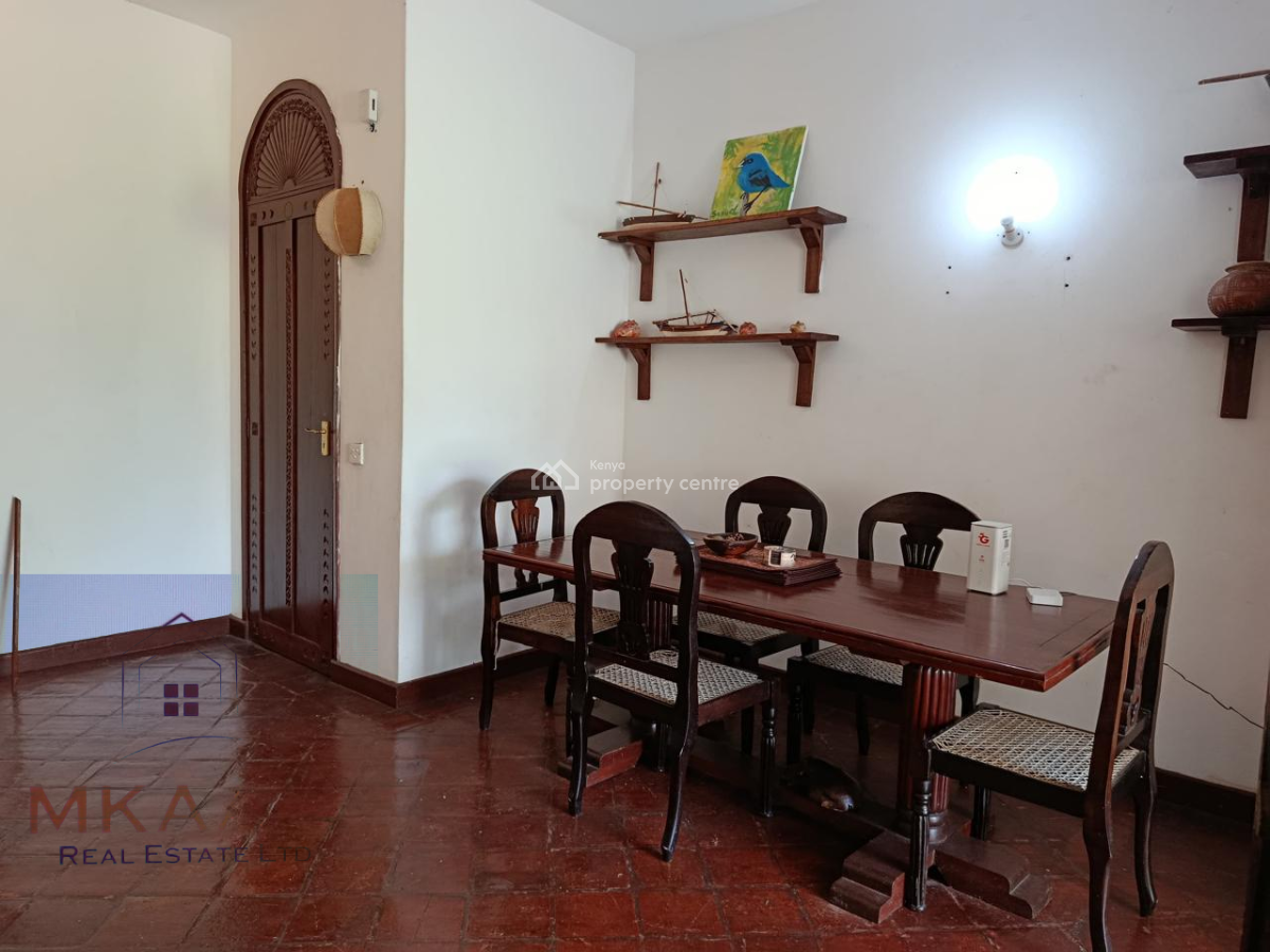 Exquisite 3-bedroom All En-suite Villa with Sq in Kilimandogo Malindi, Kilimandogo, Malindi Town, Kilifi, House for Sale