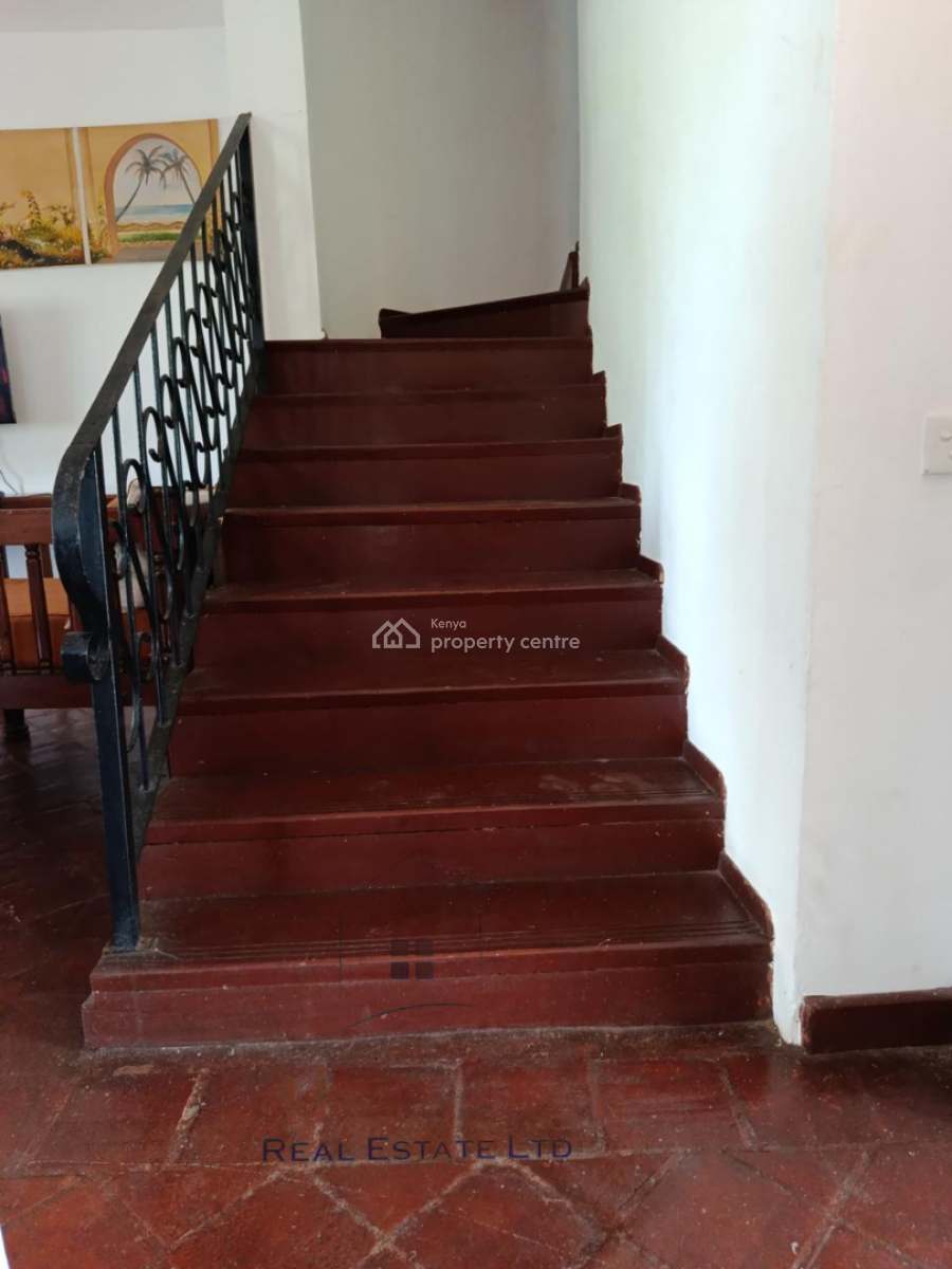 Exquisite 3-bedroom All En-suite Villa with Sq in Kilimandogo Malindi, Kilimandogo, Malindi Town, Kilifi, House for Sale