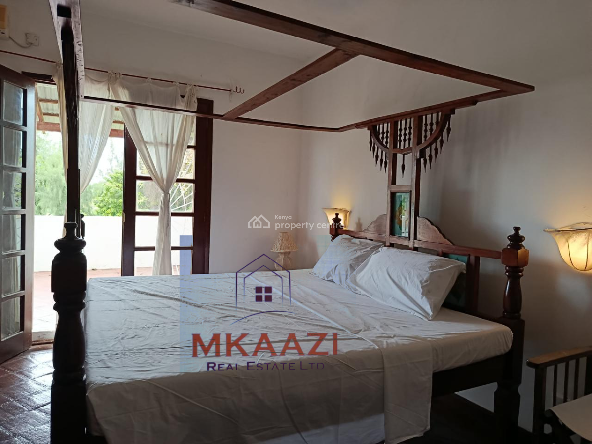 Exquisite 3-bedroom All En-suite Villa with Sq in Kilimandogo Malindi, Kilimandogo, Malindi Town, Kilifi, House for Sale