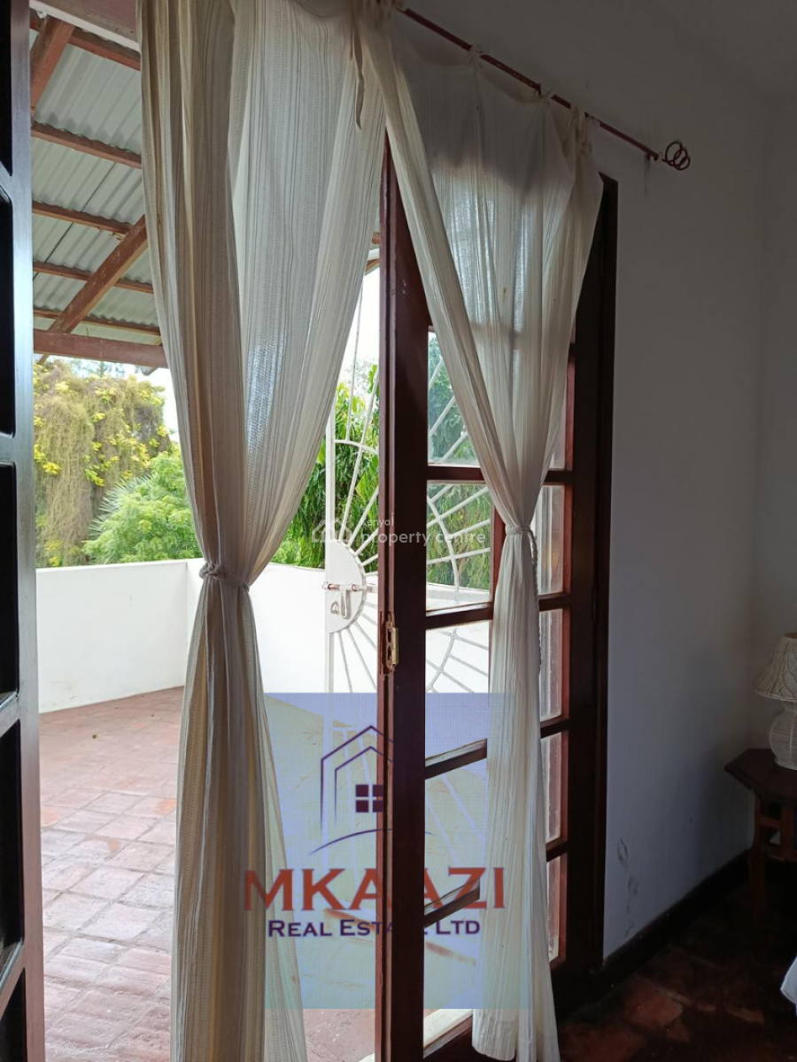 Exquisite 3-bedroom All En-suite Villa with Sq in Kilimandogo Malindi, Kilimandogo, Malindi Town, Kilifi, House for Sale