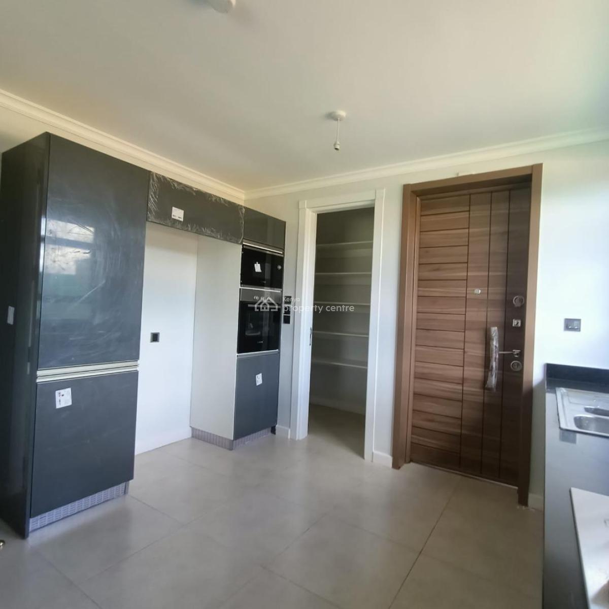 Luxury 4 Bedroom Townhouse in a Secure Gated Estate in Runda, United Nations, Gigiri, Runda, Westlands, Nairobi, Townhouse for Sale