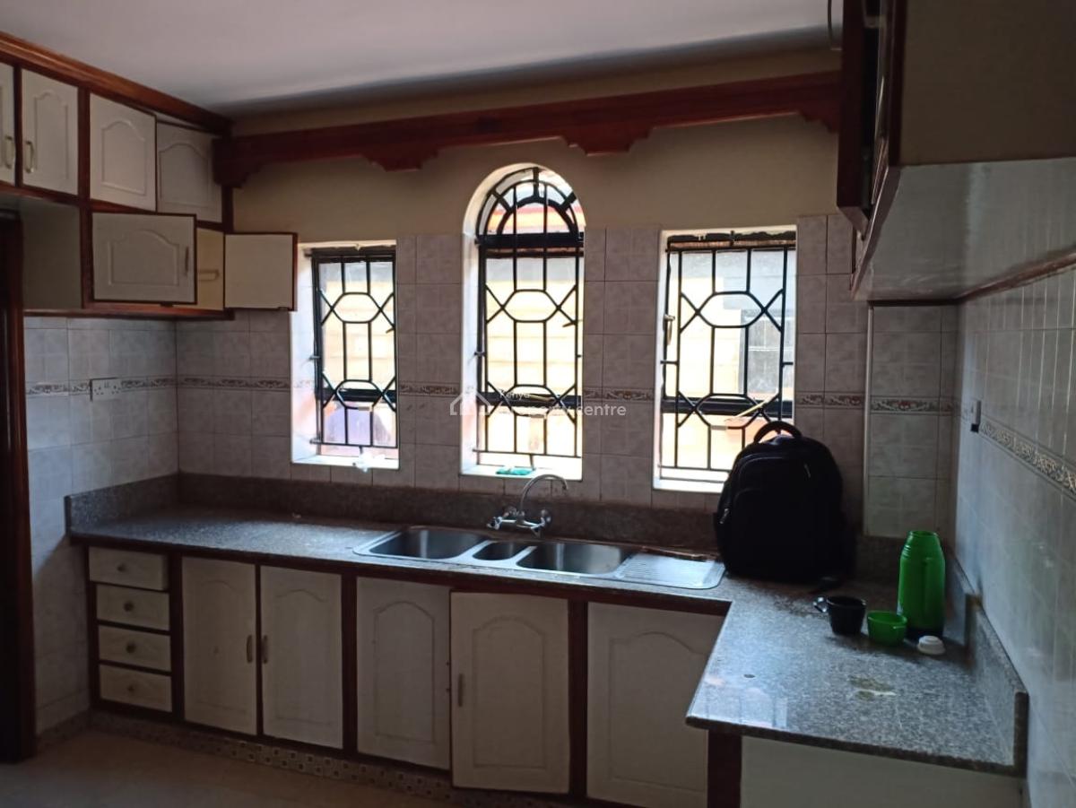 Stand Alone 5 Bedroom Townhouse + Dsq Sitting on 0.5 Acres in Kitisuru, New Kitisuru Estate, Kitisuru, Nairobi, Townhouse for Sale