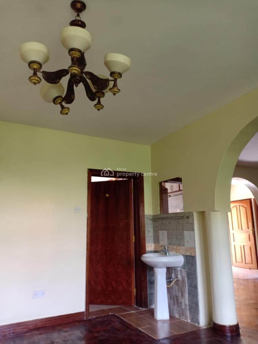 Stand Alone 5 Bedroom Townhouse + Dsq Sitting on 0.5 Acres in Kitisuru, New Kitisuru Estate, Kitisuru, Nairobi, Townhouse for Sale