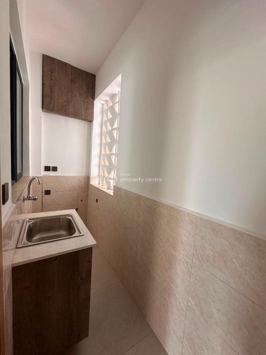 Exquisite 2 Bedroom All Ensuite Plus Cloakroom in Westlands, Brookside Drive, Westlands, Nairobi, Apartment for Rent