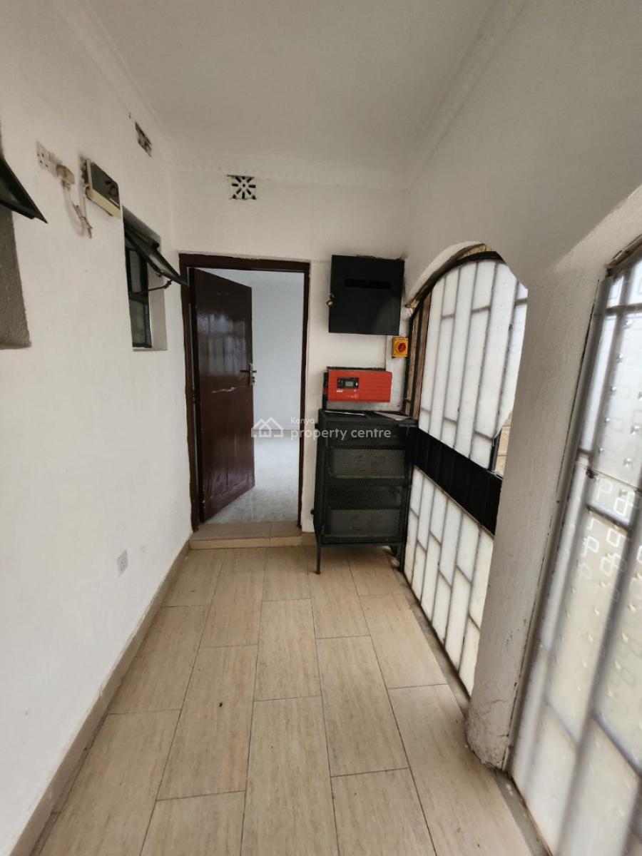 Another Affordable 3 Bedroom Bungalow Plus Sq in Karen, Karen, Nairobi, Detached Bungalow for Rent