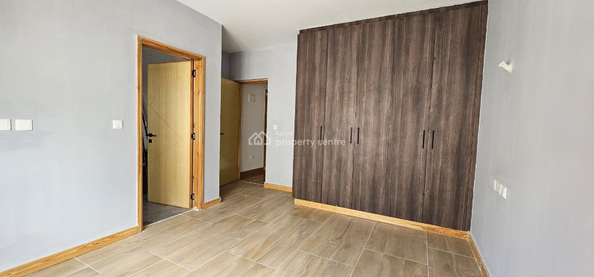 Luxurious 4 Bedroom Maisonette Plus Sq Langata, Mugumo-ini (langata), Nairobi, Townhouse for Rent