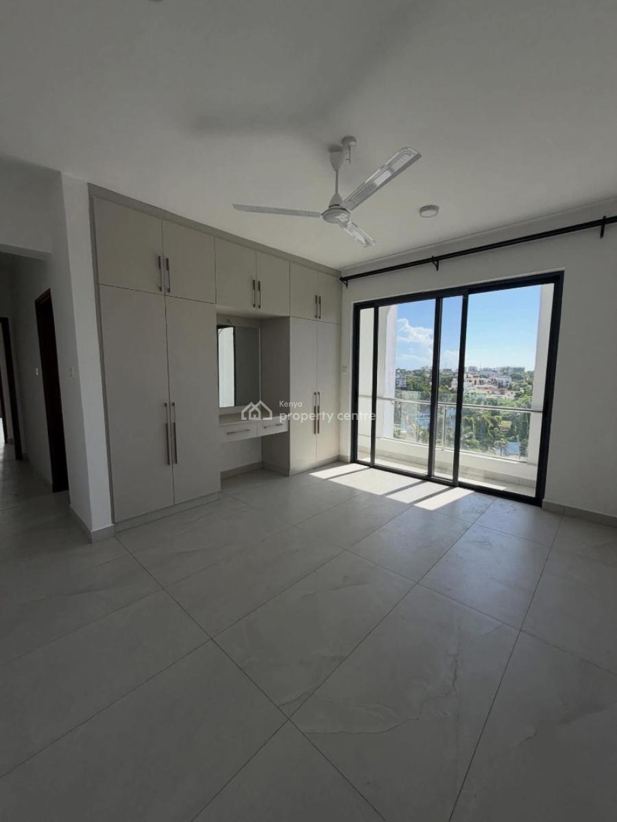 Gorgeous 3 Bedroom Apartment with a Swimming Pool., Off Links Road, Nyali, Mombasa, Apartment for Sale