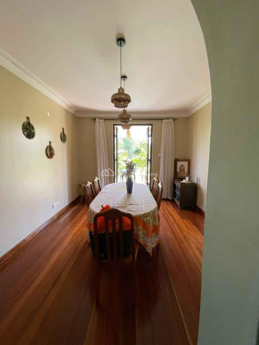 4 Bedroom with Dsq & One Bedroom Guest House, Fair Acres, Karen, Nairobi, Townhouse for Sale
