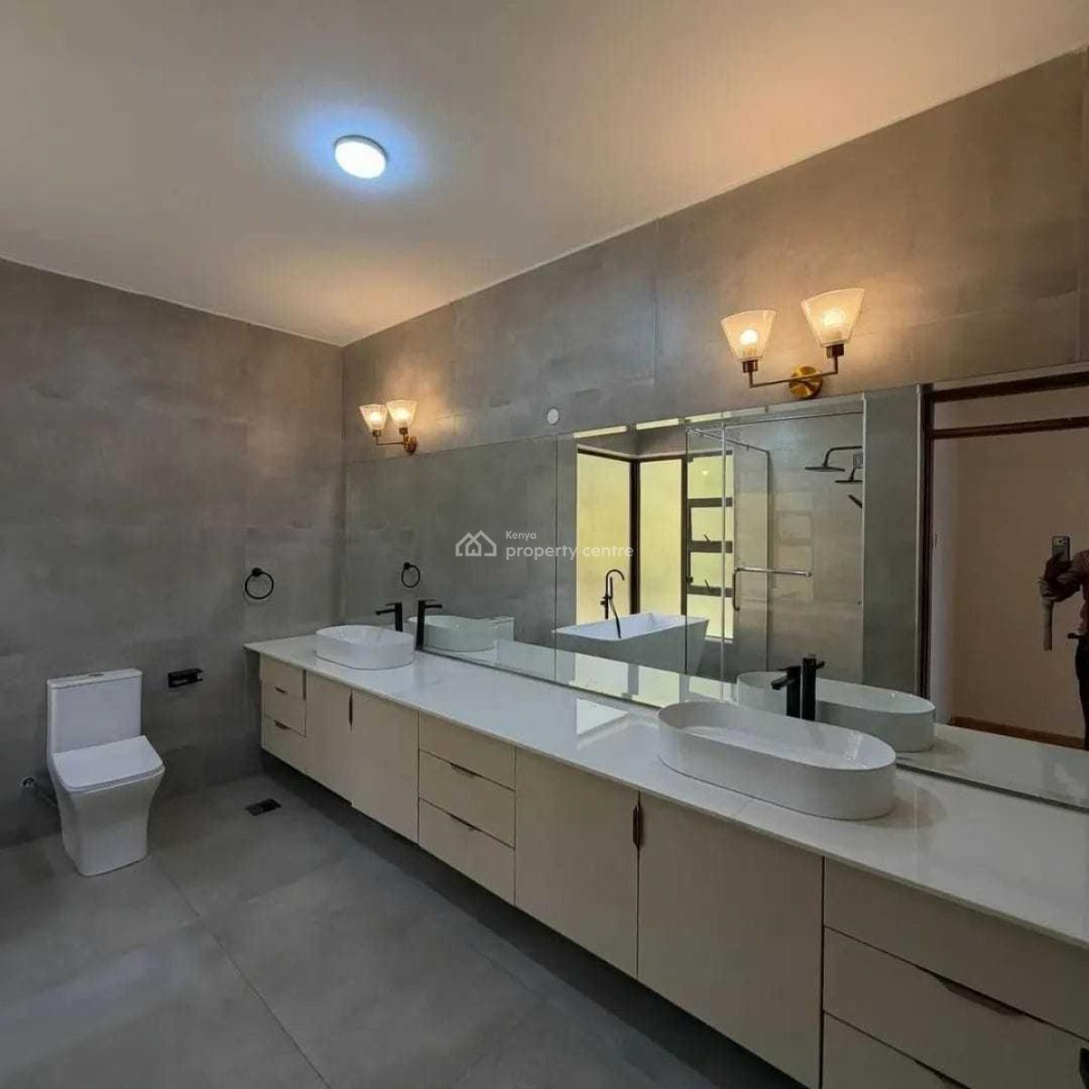 Luxurious 6-bedroom Standalone in Karen, Karen Mukoma, Karen, Nairobi, Townhouse for Sale