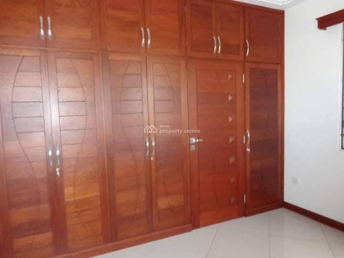 Classy 4 Bedroom Townhouse in Nyali,mombasa, Nyali, Mombasa, House for Rent