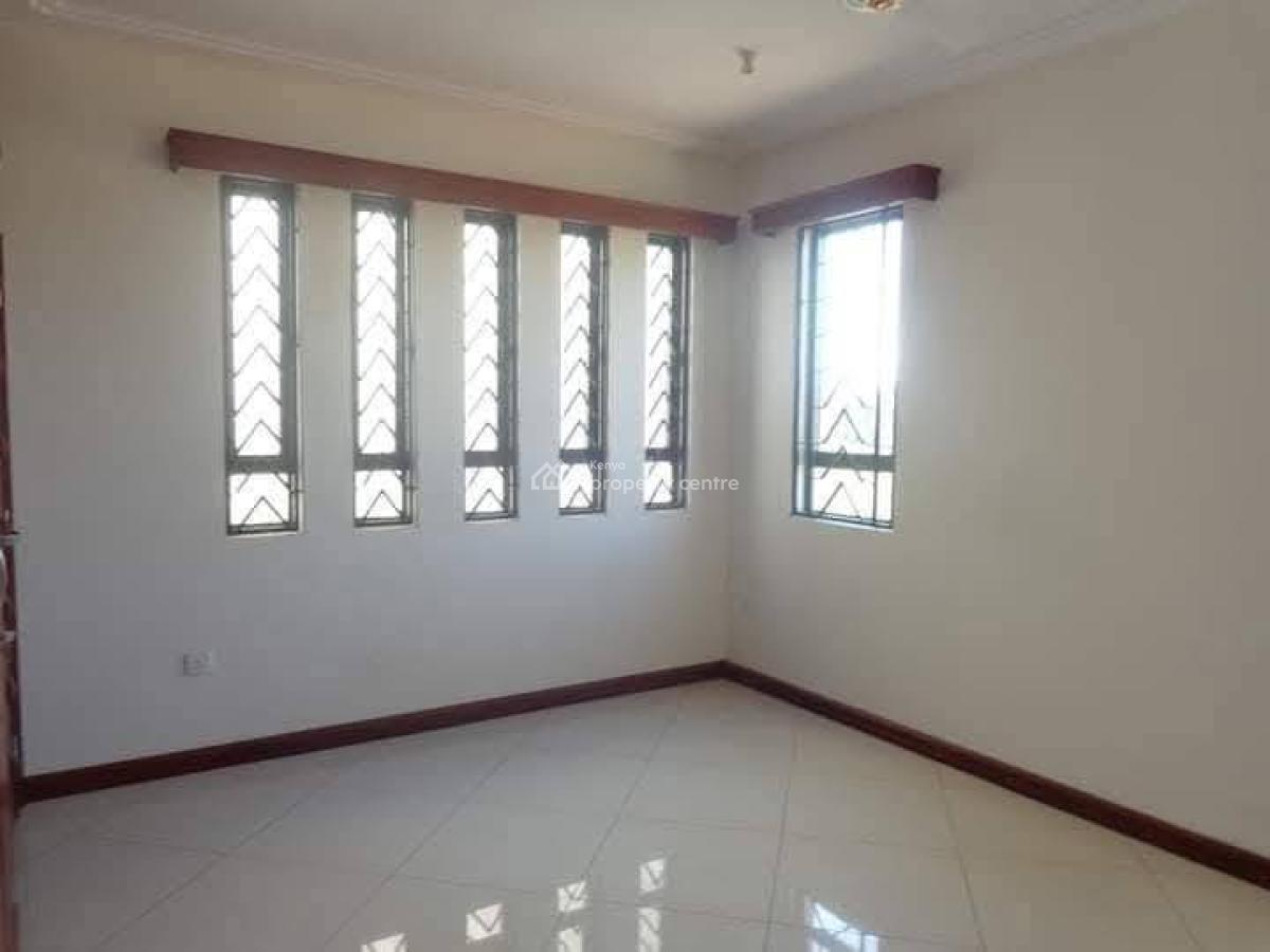 Classy 4 Bedroom Townhouse in Nyali,mombasa, Nyali, Mombasa, House for Rent