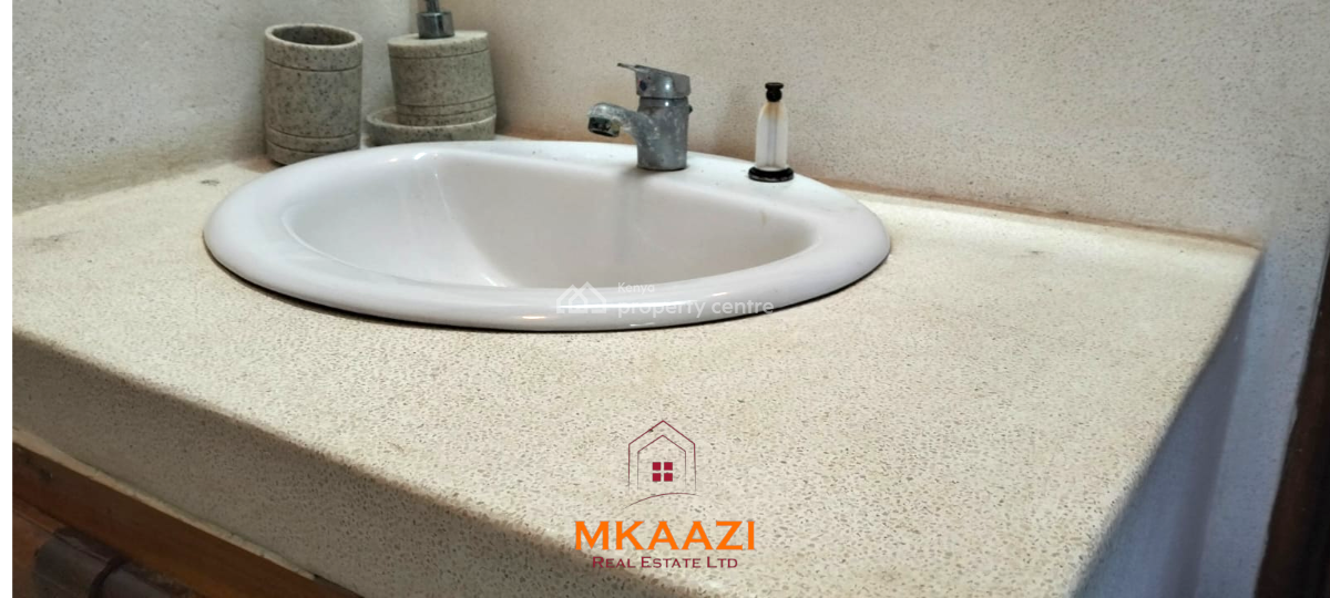 Elegant 4-bedroom Coastal Residence in Mayungu -- Second Row, Mayungu Flamingo Resort, Malindi Town, Kilifi, House for Sale