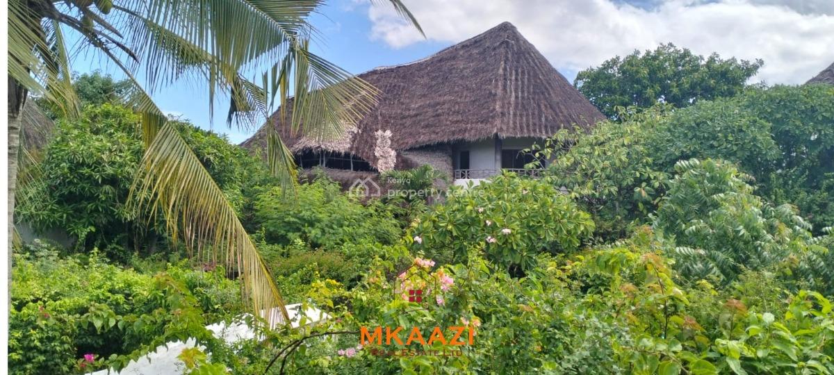 Elegant 4-bedroom Coastal Residence in Mayungu -- Second Row, Mayungu Flamingo Resort, Malindi Town, Kilifi, House for Sale