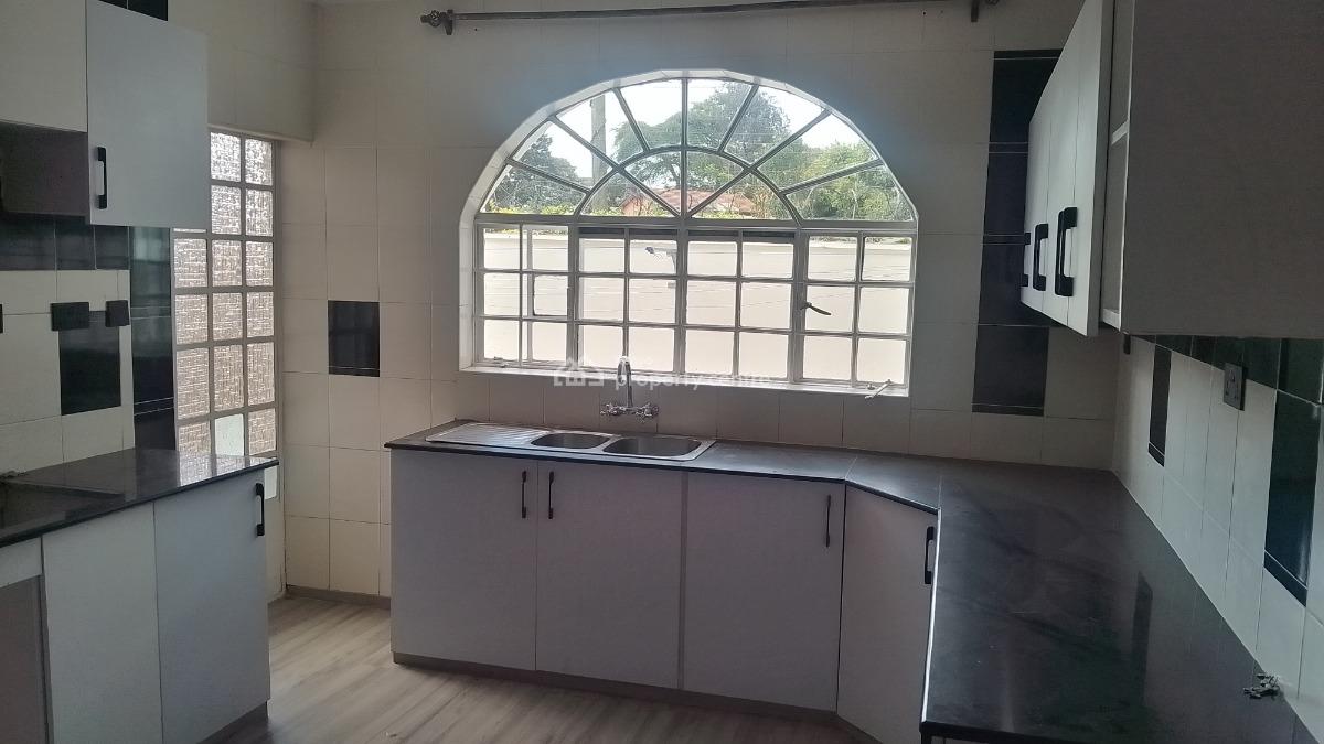 Stunning 4bedroom All Ensuite Townhouse, Lavington, Nairobi, Townhouse for Rent