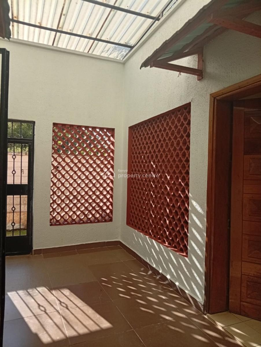 4-bedroom All En-suite Townhouse Villa, Lavington, Nairobi, Townhouse for Rent