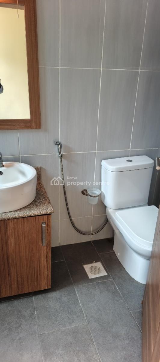 3 Bedroom Unfurnished Apartment in Kilimani with Dsq, Argwings, Kilimani, Nairobi, Apartment for Rent