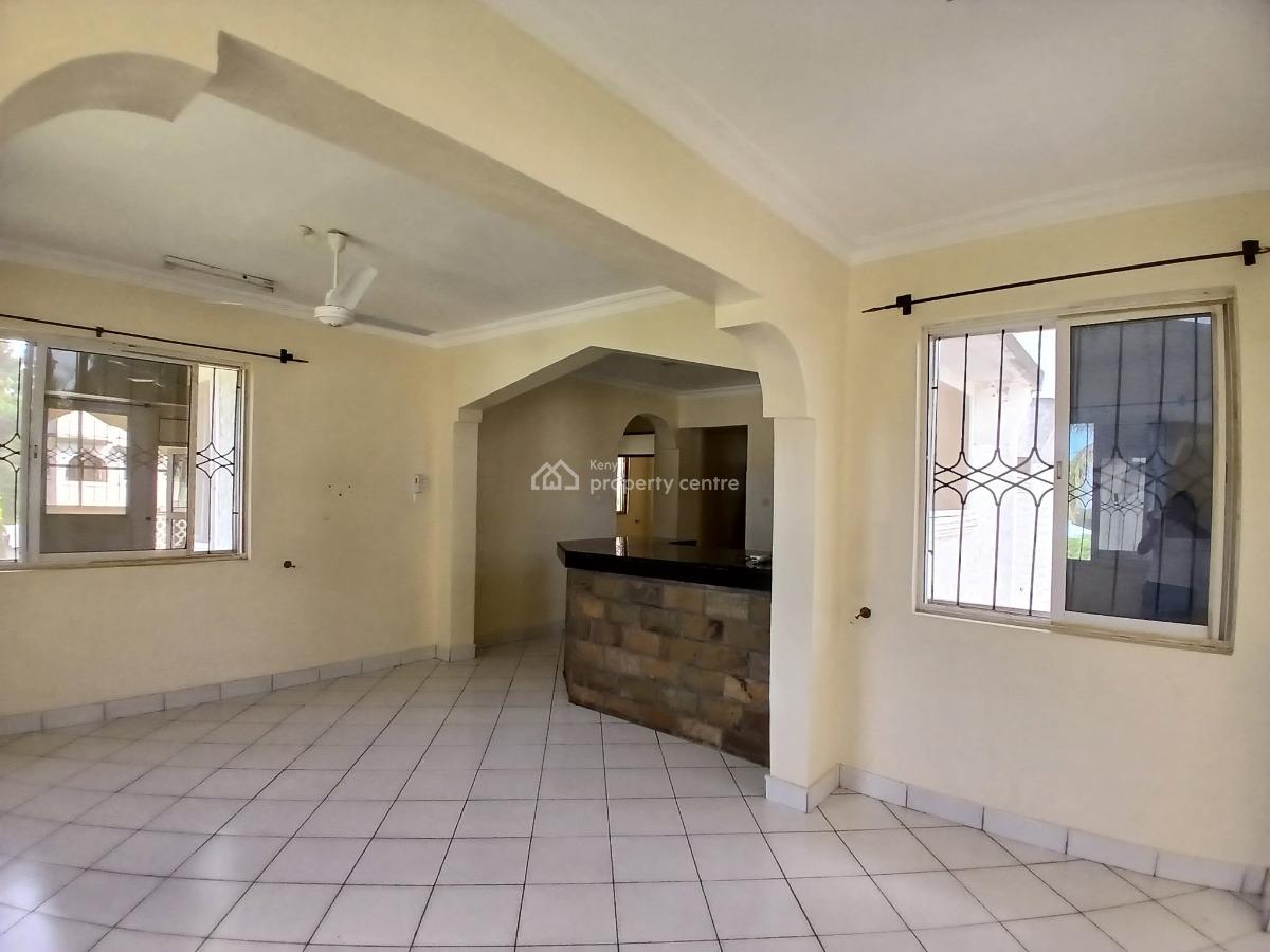 Spacious 3 Bedroom Apartment, Aloo Drive, Mtwapa, Kilifi, Apartment for Rent