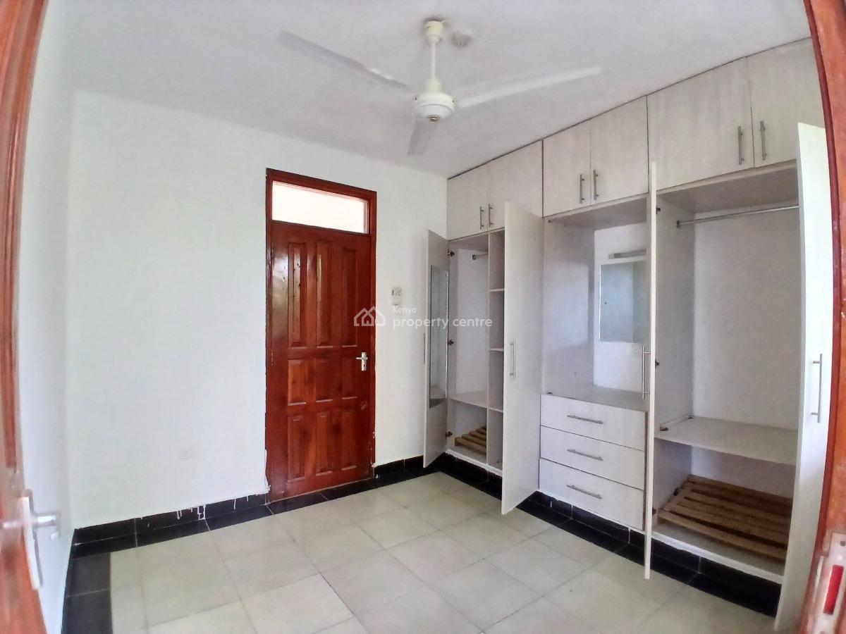 Spacious 2 Bedroom Apartment with Parking, Broadways, Mtwapa, Kilifi, Apartment for Rent