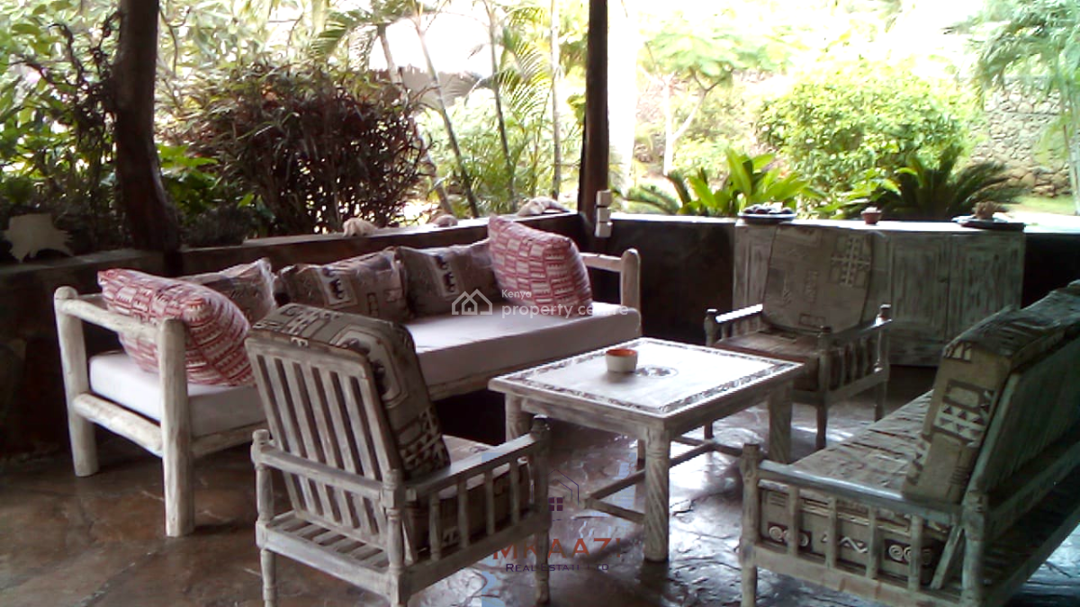 Exclusive 3-bedroom Villa + Sq on a 1/4-acre Plot Near Aquarius Watamu, Watamu, Watamu, Kilifi, House for Sale