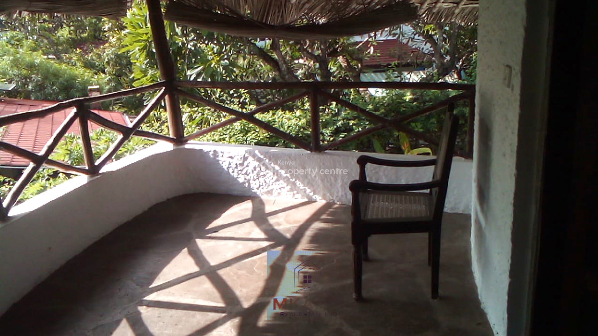 Exclusive 3-bedroom Villa + Sq on a 1/4-acre Plot Near Aquarius Watamu, Watamu, Watamu, Kilifi, House for Sale