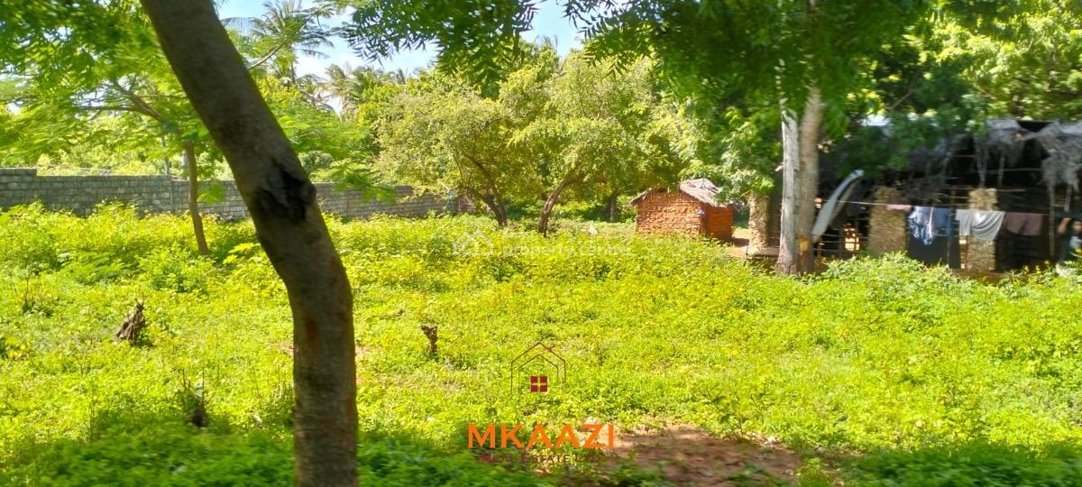 Prime Half-acre Freehold Plot Near Mida Creek, Watamu, Turtle Bay Road, Watamu, Kilifi, Land for Sale