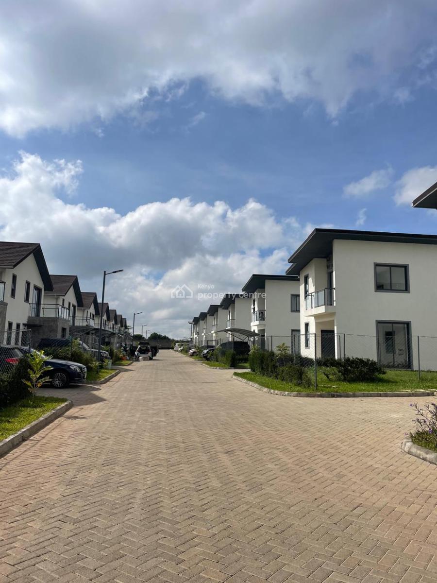 an Excellent Spacious 4 Bedroom Townhouse All Ensuite Plus Dsq, Maasai Lounge Road, Ongata Rongai, Kajiado, House for Sale