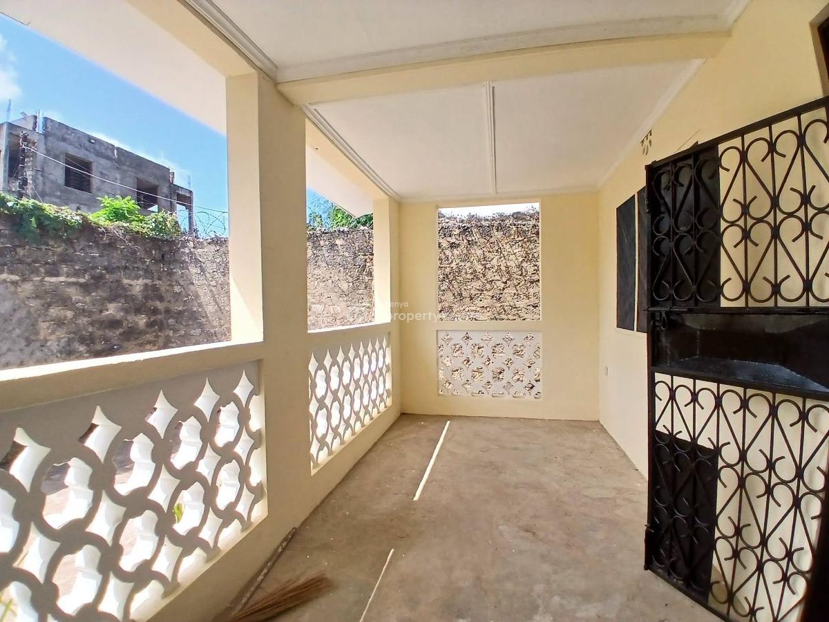 Spacious 2 Bedroom Own Compound Located in a Gated Community, Mwembeni, Mtwapa, Kilifi, Apartment for Rent