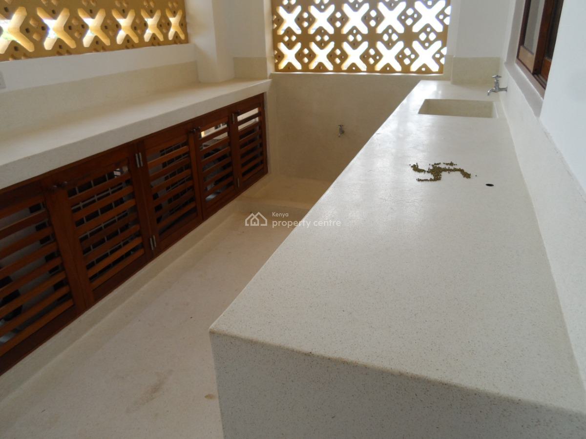 3 Bedroom Executive Beach Side Apartment, Nyali, Mombasa, Apartment for Sale