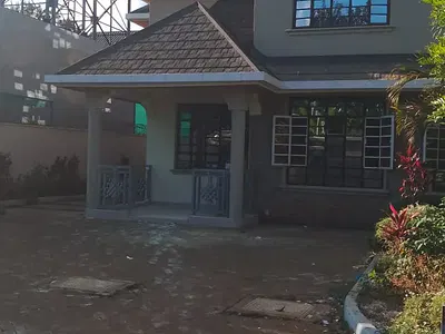 4 Bedroom