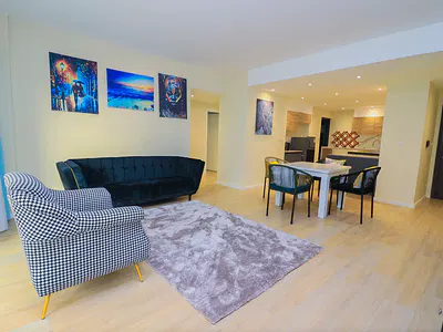Luxurious and Magnificent 2 Bedrooms Apartments