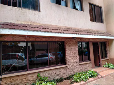 Spectacular 4 Bedrooms Apartments — Parklands, Nairobi