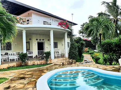 Exquisite 4-Bedroom Beachfront Villa in Malindi, Kilifi County — Causurina, Malindi Town, Kilifi
