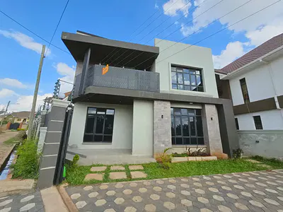 3 Bedrooms + Sq — Sukari, Kahawa, Kiambu