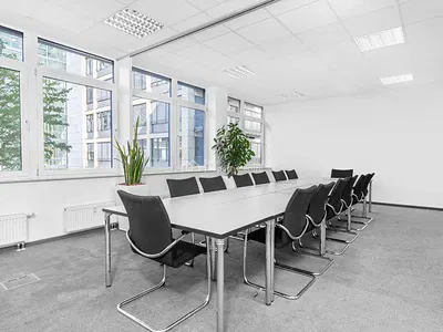 24/7 Access to Serviced Workspace for 10 Employees in Spaces GTC