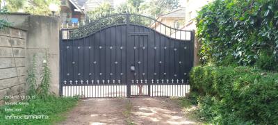5 Bedrooms House Sitted on a Half an Acrea Karen Kerarapon Drive 55m, Karen, Karen, Nairobi, Townhouse for Sale