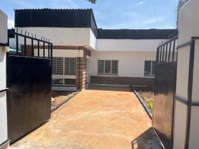 3 Bedroom Commercial Maisonette in Kilimani, Ole Dume Road, Kilimani, Nairobi, Office Space for Rent