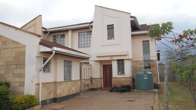 3 Bedroom Plus Dsq Townhouse, Thika Road, Ruiru, Kiambu, Townhouse for Rent