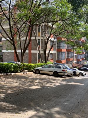 3 Bedroom Apartment Master Ensuite 2 Bedrooms Sharing, Kilimani, Nairobi, Apartment for Rent