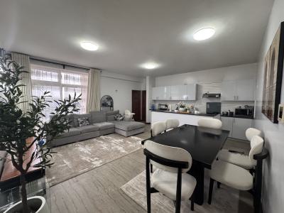 a Spacious 2-bedroom Apartment  on Thika Road, Muthaiga Square, Muthaiga Square, Muthaiga, Nairobi, Apartment for Sale