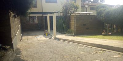 Three (3) Bedroom Spacious and Master Ensuite Townhouse with Extras, Kilimani, Near Yaya Center, Kilimani, Nairobi, Townhouse for Rent