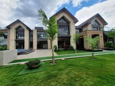 a Modern and Newly Built 4 Bedroom House  in Runda, Runda, Runda, Westlands, Nairobi, House for Sale