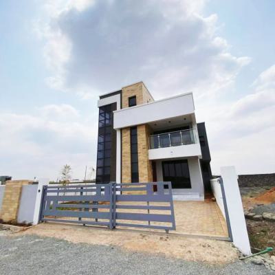 Ongoing 4 Bedroom Maisonettes with Dsq in Kamakis, Ruiru, Kamakis, Ruiru, Kiambu, House for Sale