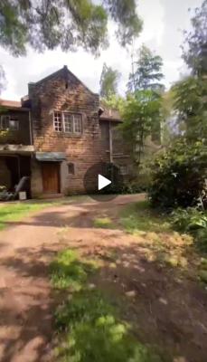 Prime One Acre with an Old House in The Heart of Lavington., Lavington, Nairobi, Land for Sale