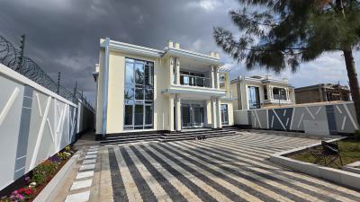 4 Bedroom All En-suite Maisonette  in Mugutha, Ruiru, Mugutha, Ruiru, Kiambu, Townhouse for Sale